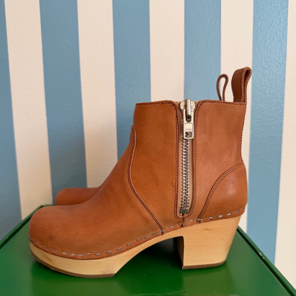 Swedish Hasbeens Zip It Emy Clog Bootie Nature Cognac Brown Leather 37